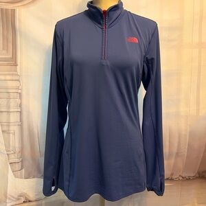 North Face light weight pullover women’s size L